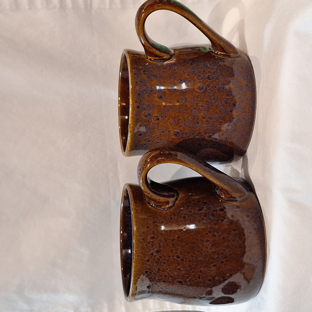 #ABN Pair of stoneware mugs